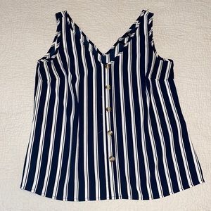 Vero Moda Navy Blue and Off-White Mock Button Tank